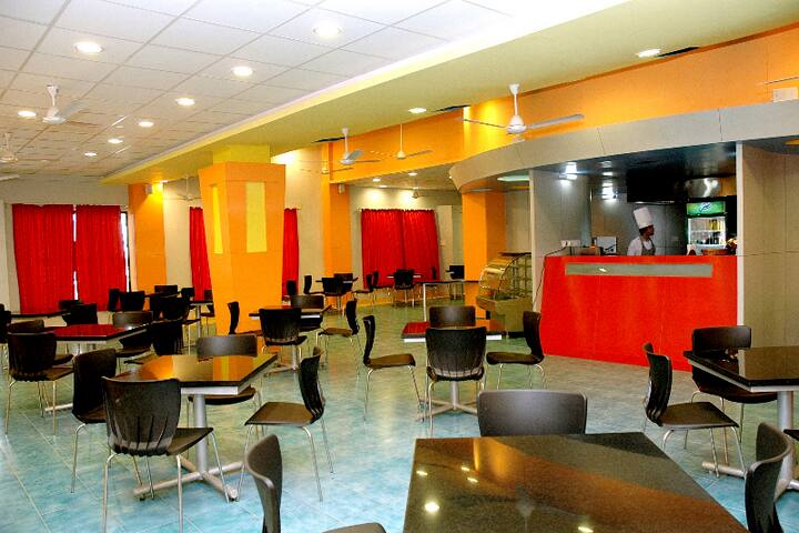 cafeteria